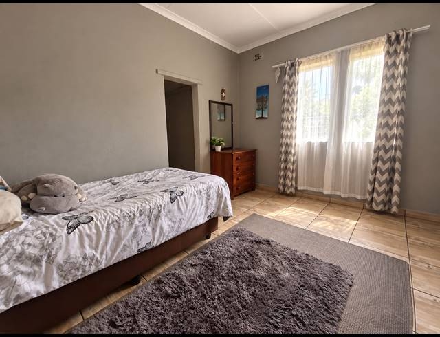 4 BEDROOM HOUSE FOR SALE IN KOOKRUS